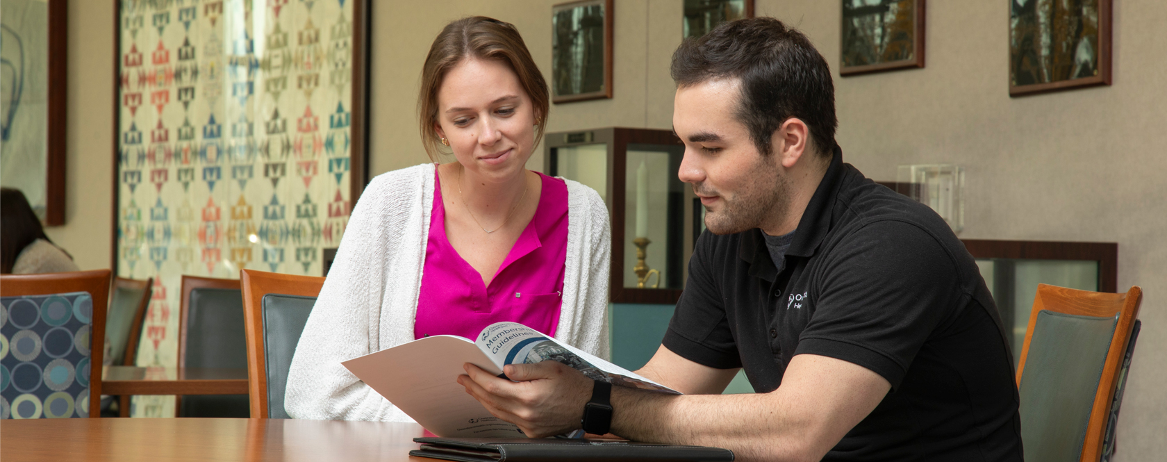 two people reading