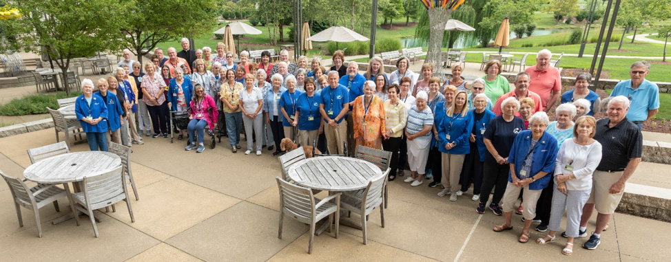 group photo of volunteers