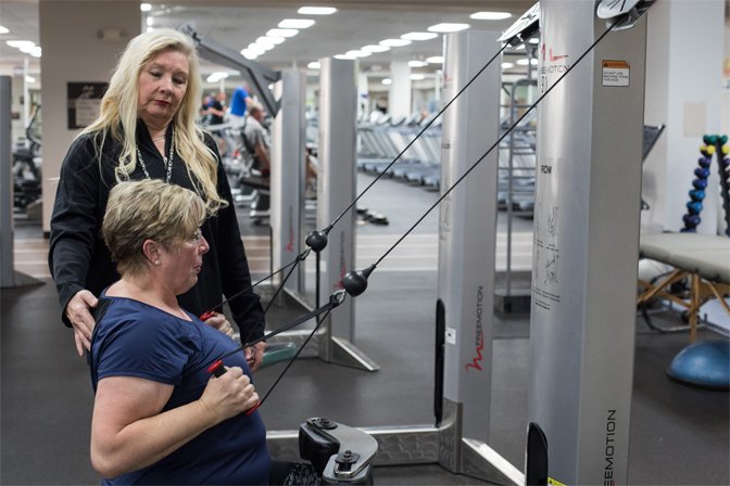 female personal trainer at the Healthpark